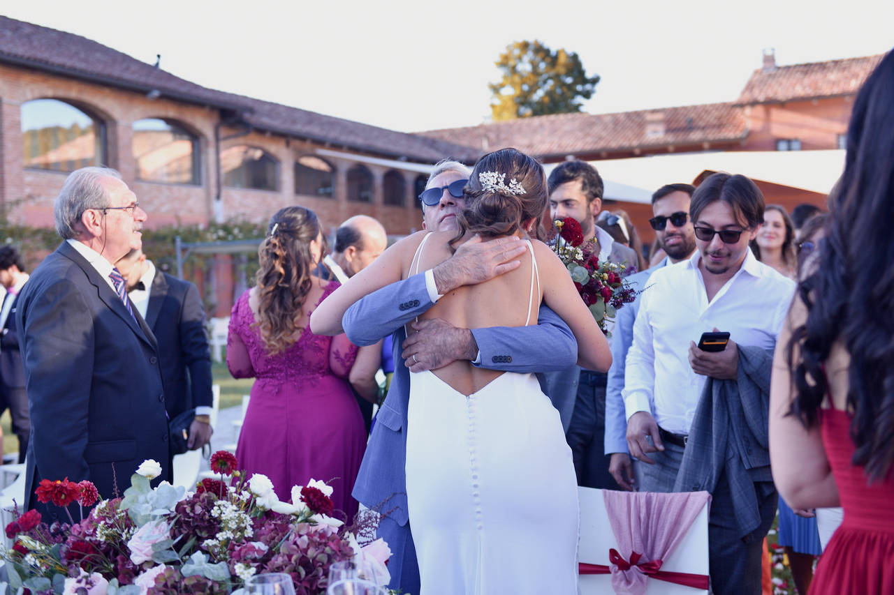 Tenuta Carretta a Piobesi d’Alba allestita per matrimonio civile all’aperto